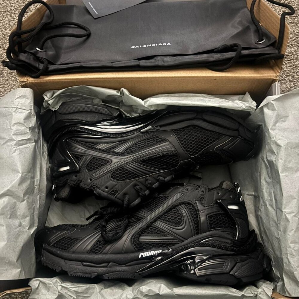 Balenciaga Men's Black Trainers